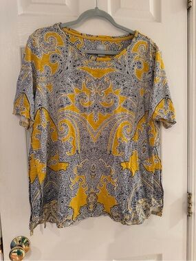 Chico's Yellow and Navy Paisley Short Sleeve Tee